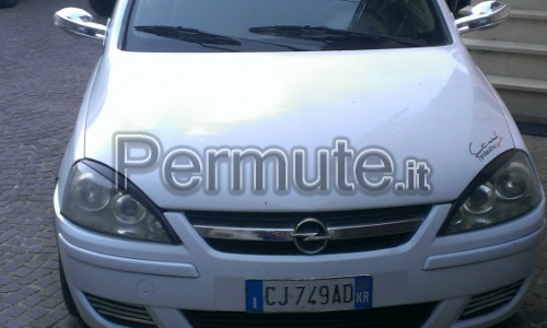 vendo o scambio opel corsa c 1.3 cdti motore ecotec in buoni condizioni