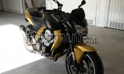 Scambio kawasaki z750 del 2007 con sportiva