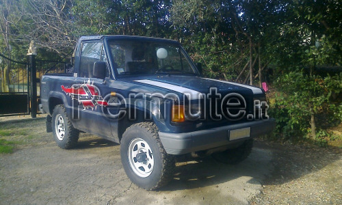 vendo o permuto isuzu trooper pick up anno 1988 iscritta asi