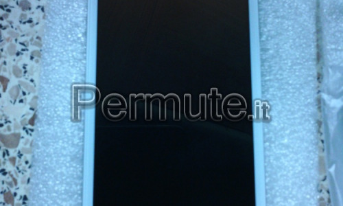 Smartphone display 4.5 pollici dual sim