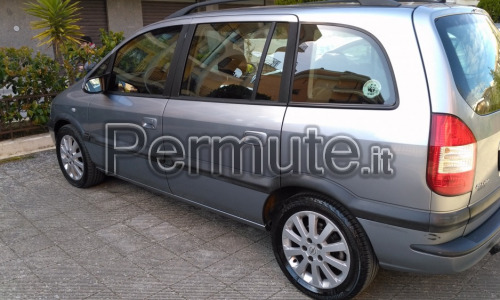 Opel zafira a 2.2 a gasolio del 2003.