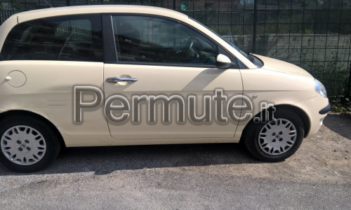 permuto Lancia ypsilon 2 serie anno 10/2006