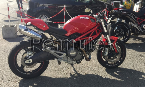 Ducati 696 2011