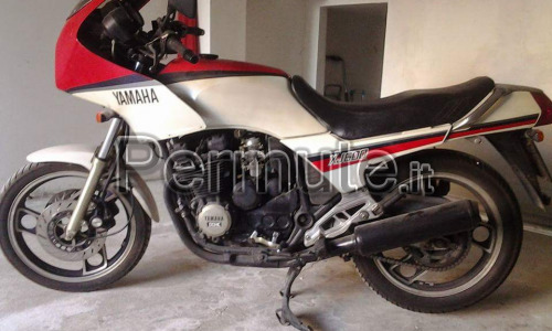 Xj 600 del 1986 con gomme nuove, batteria nuova.