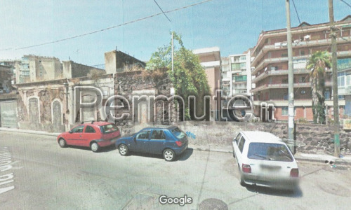 permuto n.3 rustici zona viale vittorio veneto