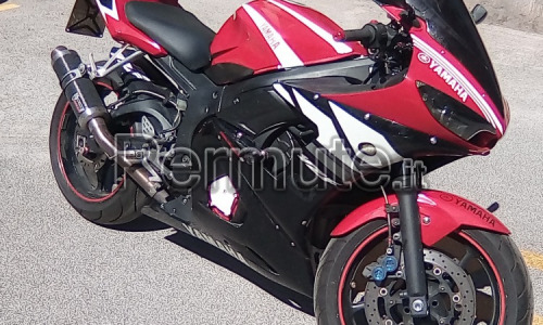 moto yamaha r6 del 2004