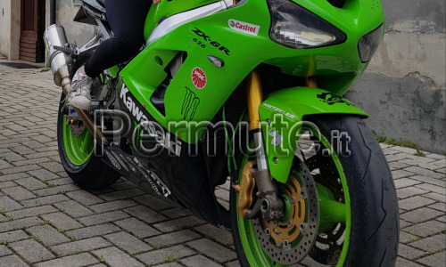 Permuto kawasaki zx 6R del 2003