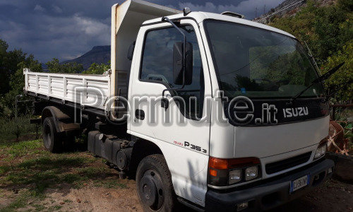 ISUZU q.li 35 passo lungo cassone ribaltabile trilaterale