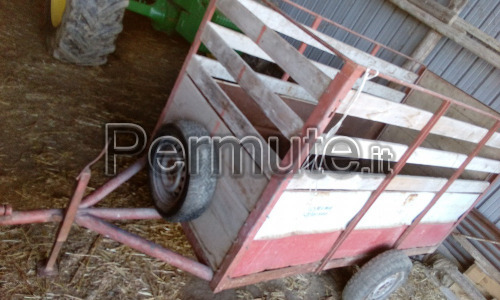 2 Carrelli trasporto animali e cose per trattore o trattorino