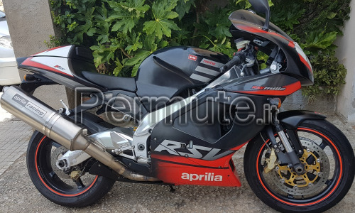 Permuto RSV1000 con cbr1000rr 2005 oppure r1 2005