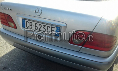 MERCEDES E 200