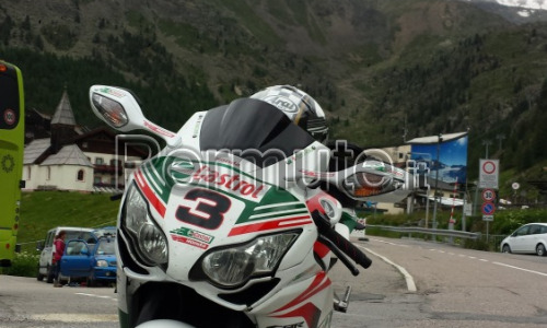 Scambio CBR 1000 del 2008 con altra supersportiva