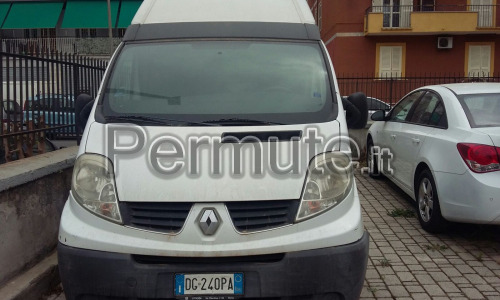 Renault trafic 2.0 tdi 167000 km del 2007 gommato nuovo e revisionato a gennaio 2019 