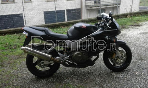 Moto Honda VTR 1000 firestom sp2