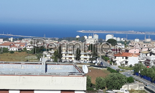 Appartamento ampio e molto luminoso a Priolo Gargallo