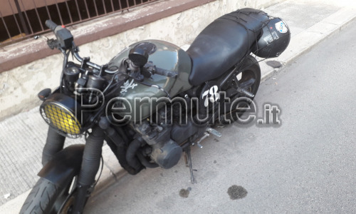 Kawasaki zr7 scambio con custom di pari valore o con piccolo congu da parte mia