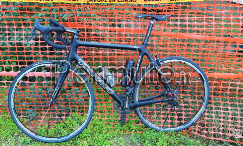 Bici in carbonio tag. 56 Colnago campagnolo anno 2012