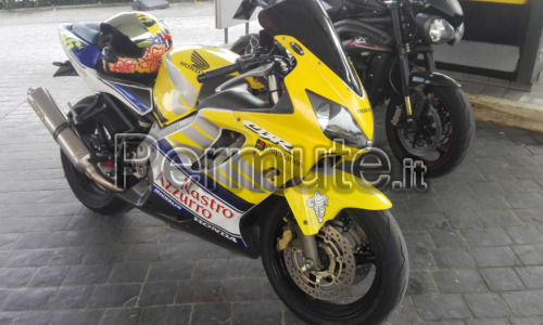 Permuto honda cbr 600 con vespa lx 125 o 150 o moto