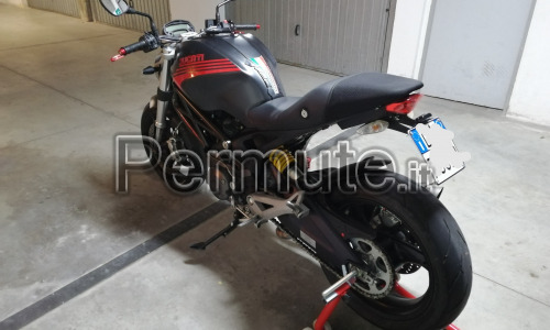 Monster 696 del 2009 vendo o scambio