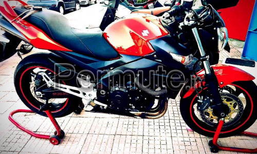 Scambio suzuki gsr600 2009