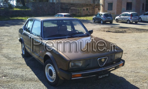 Vendo o scambio alfa romeo 2000 L del 1983