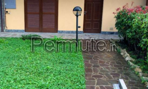 Appartamento con ingresso indipendente e giardino di proprietà