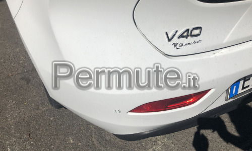 Vendo o scambio la mia volvo V40 D2