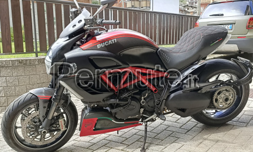 Ciavel carbon Red 2012 permuto con Harley bagger