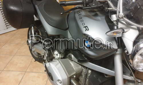 Vendo o permuto BMW R1200R 2007