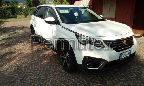 Nuovo Peugeot 5008 BlueHDi S&S 120 (7 posti)