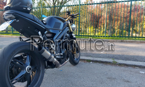 Triumph Speed Triple 1050