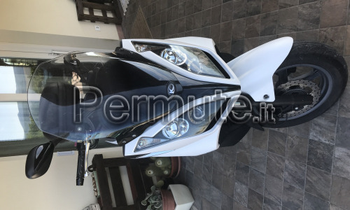 Scambio Kymco downtown 300 i anno 2015