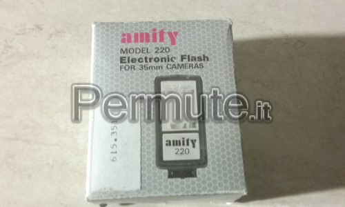 AMITY - Electronic Flash Cameras -model 220