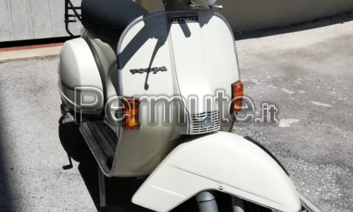 Permuto Vespa px 150 E d'epoca con vespa elettrica