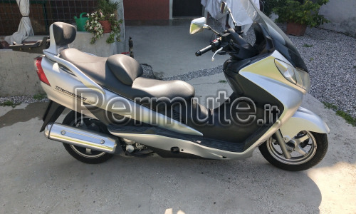 Scambio scooter con auto pari valore