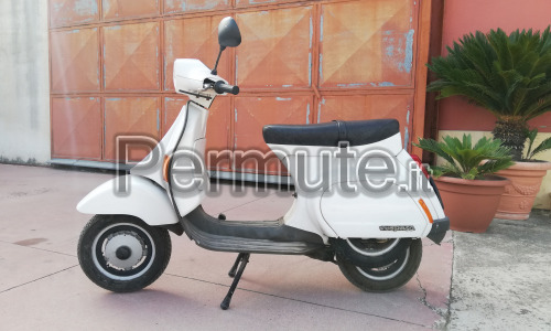 Vendo o scambio vespa hp4