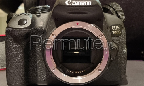 Canon EOS 700D