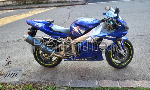 Yamaha R1 2001