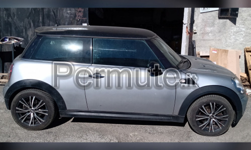 Permuto Mini Cooper bicolor con Camper