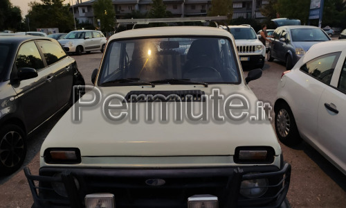 Bellissima Lada Niva GPL