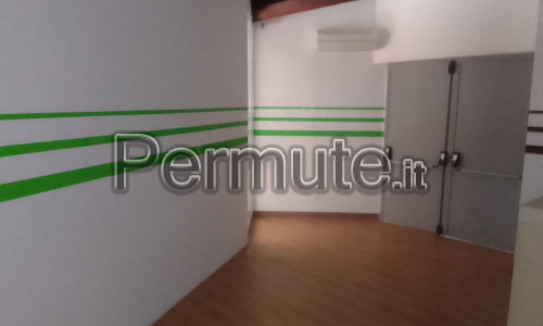 Locale commerciale ufficio+magazzino