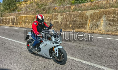 Ducati Supersport 950 S anno 02/2022