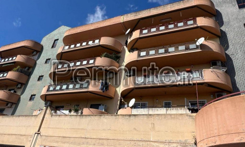 GUIDONIA CENTRO BELLISSIMO APPARTAMENTO MQ. 101, PIANO ALTO, PANORAMICO CENTRALE