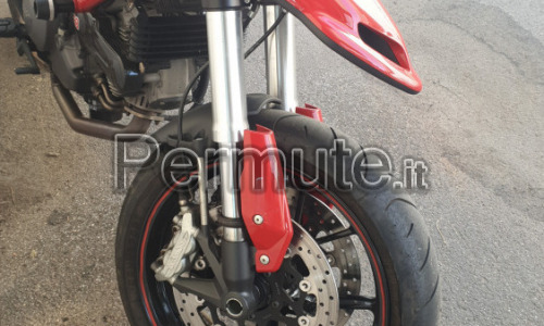 Scambio hypermotard con harley