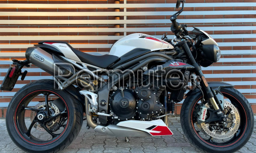 Triumph Speed triple 1050 rs del 2020 con 12000km