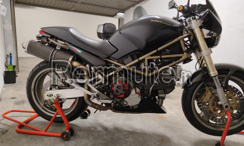 scambio Ducati monster 900 del 95