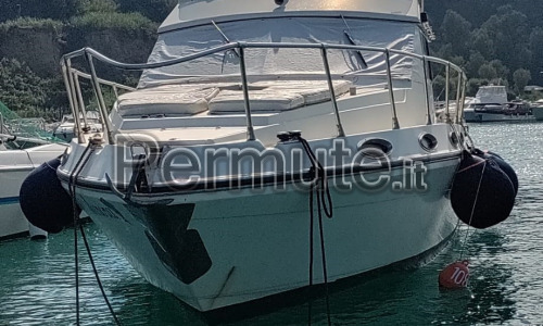 scambio natante piantoni onda azzurra 33 fly. Motorizzazione Volvo Penta 2x175 CV