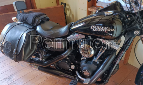 Harley davidson streetbob del 2011 con 82000 km
