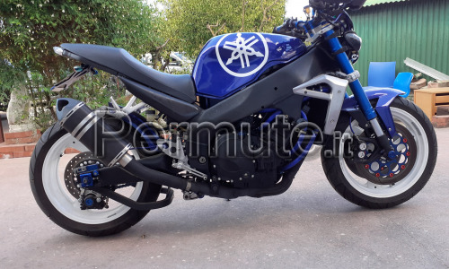 scambio alla pari Yamaha YZF R 750 con Harley 883
