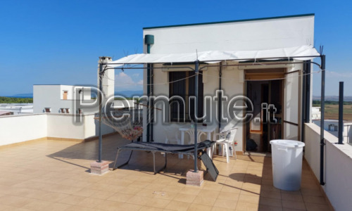 Appartamento al mare a Marina di lesina offro e permuto con appartamento/ locale su Foggia